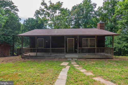 345 Long View Rd, Linden, VA 22642-5403
