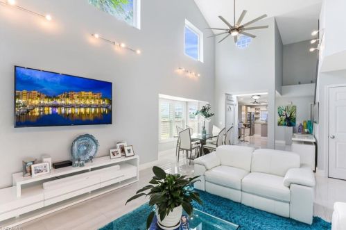 3133 Carriage Cir, Naples FL  34105-2700 exterior