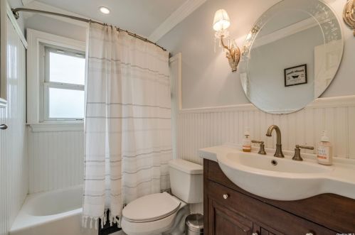 419 4 St, Elwood NY  11731-2932 exterior