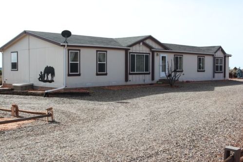 1065 Red Hills Ave, Kanab, UT 84741-4238