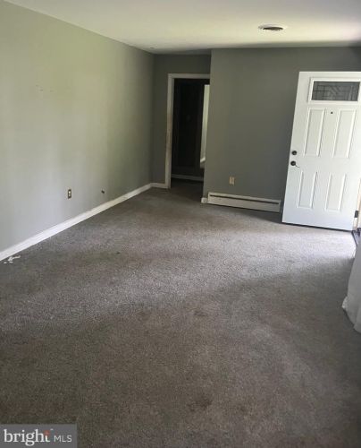 750 Holly Dr, Dover, DE 19904-4332