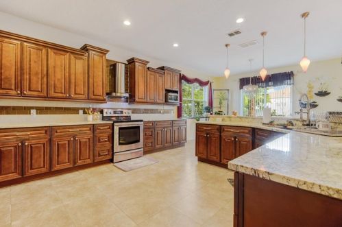 2094 Keel Way, Kissimmee FL 34744-5930 exterior