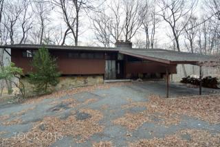 57 Green Hill Rd, Kinnelon, NJ 07405-2142