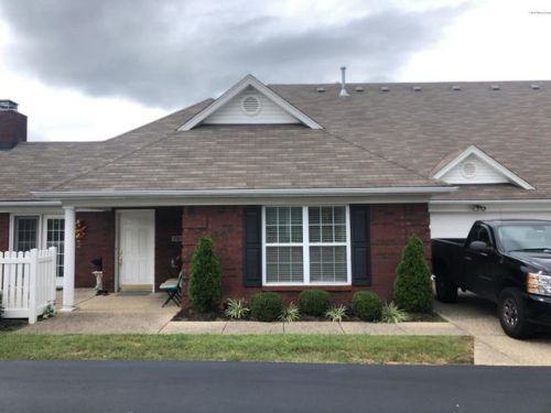 7812 Foxlair Way, Louisville, KY 40220-3283