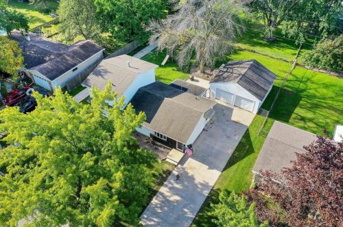 2410 Hampton Ave, Green Bay, WI 54311-5506
