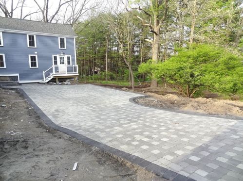 81 Pleasant St, Framingham, MA 01701-4752