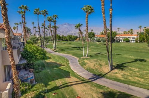 55513 Winged Foot, La Quinta CA  92253-4672 exterior