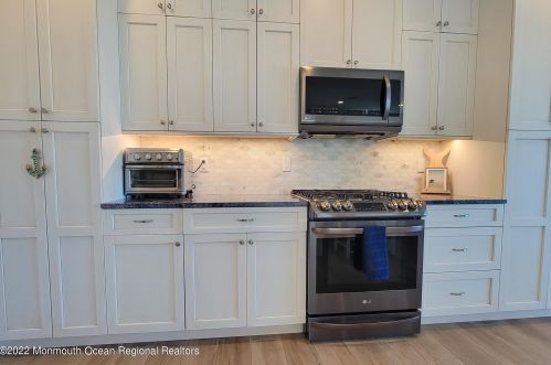 3006 Ocean Rd, Lavallette NJ  08735-1919 exterior