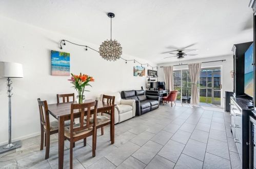 108 Pebble Shores Dr, Naples, FL 34110-9247
