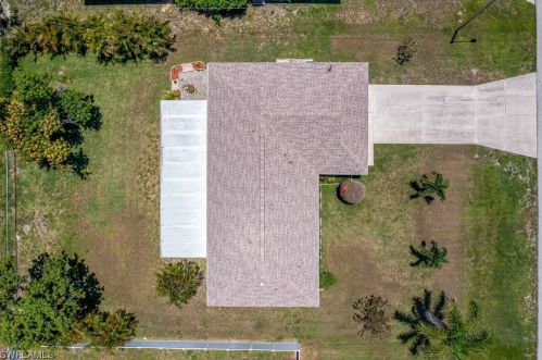 703 21st Ln, Cape Coral, FL 33991-7757