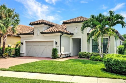 10163 Coconut Rd, Bonita Springs, FL 34135-8543