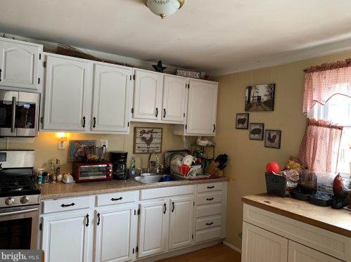 232 Mercer St, Gloucester, NJ 08030-1429