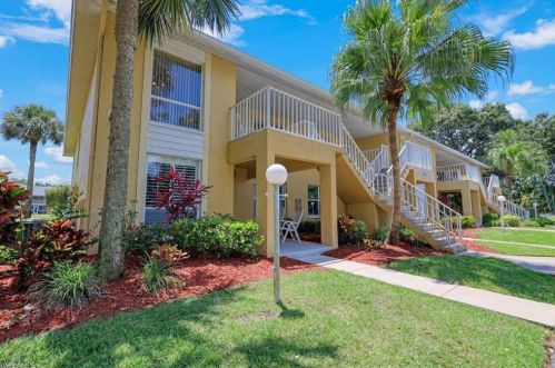 1270 Yesica Ann Cir, Naples, FL 34110-8164