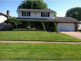 2009 37th St, Lorain, OH 44053-2519
