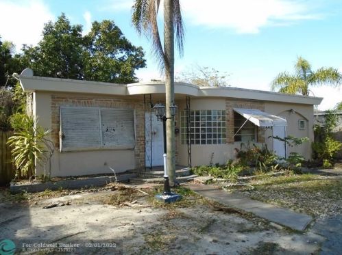 826 26th Ave, Hollywood, FL 33020-3809