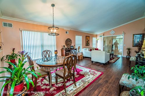 36 Winding River Rd, Lakewood NJ  08701-5733 exterior