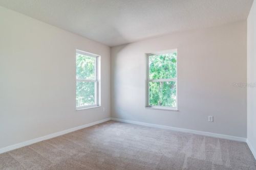 961 Aussi Ct, Tarpon Springs FL  34689 exterior