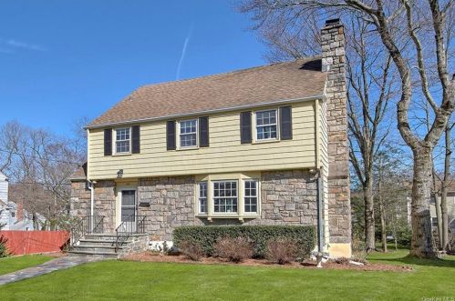 120 Albemarle Rd, White Plains NY  10605-3304 exterior