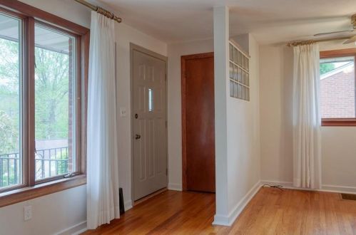283 Idlewood Rd, Pittsburgh, PA 15235-3816