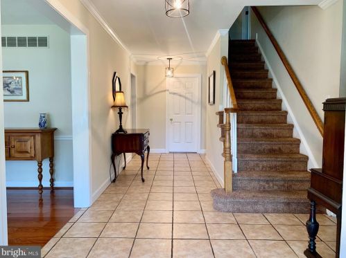 107 Weldin Park Dr, Wilmington, DE 19803-4715