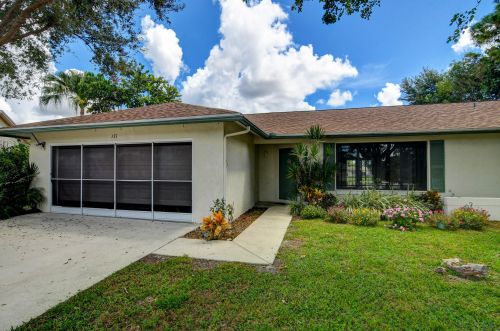 171 Parkwood Dr, West Palm Beach, FL 33411-8204
