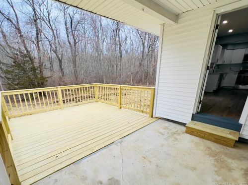 20 Barnum Rd, Danbury CT  06811-2936 exterior