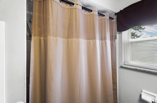 3962 La Rosa Ct, Darbydale OH  43123-2814 exterior