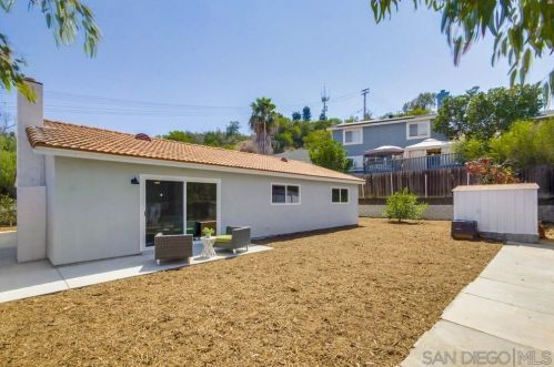 6788 Benson Ave, San Diego CA  92114-5833 exterior