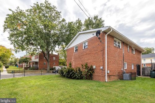 4540 Dix St, Washington DC 20019-4608 exterior