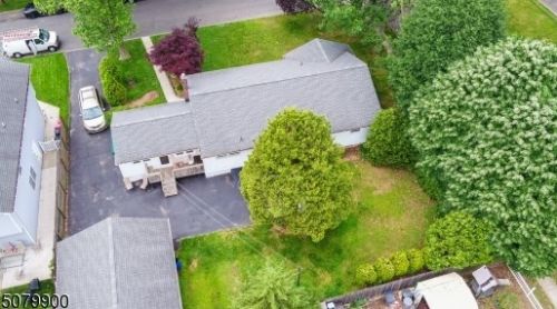 545 Ashwood Ave, Roselle Park, NJ 07204-1114