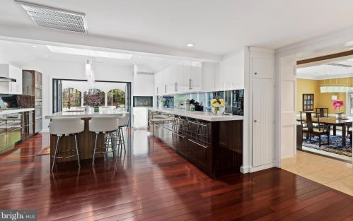 1485 Fairmont Dr, Harrisburg PA  17111 exterior