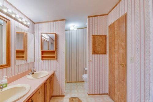 20235 Guffy Ln, Wildomar CA 92595-8798 exterior