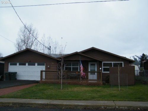 700 13th Ave, Elgin, OR 97827-9200