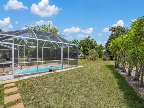 102 Stafford Pl, Lehigh Acres FL 33936-5954 exterior