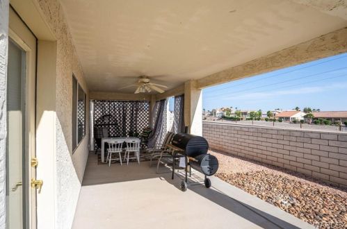 2064 Desert Palms Dr, Bullhead City AZ  86426-8803 exterior