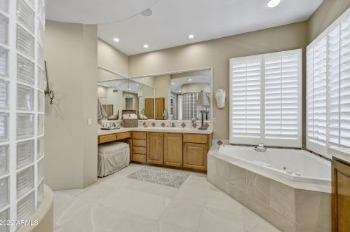 9581 Monument Dr, Scottsdale AZ 85262-4680 exterior