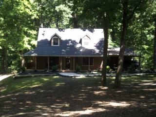 90 Arahwana Ln, Dyersburg, TN 38024-7581