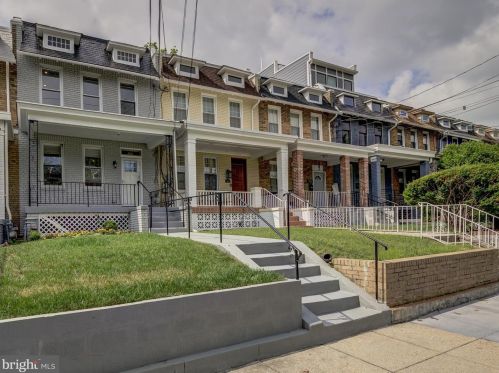 816 Madison St, Washington, DC 20011-8211