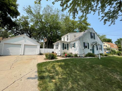 205 Milwaukee St, Watertown, WI 53094-6157