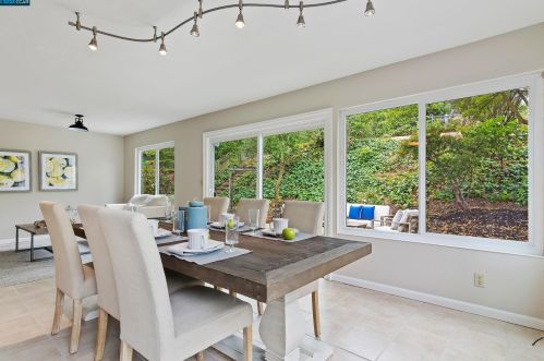 125 Banbury Way, Benicia, CA 94510-1604