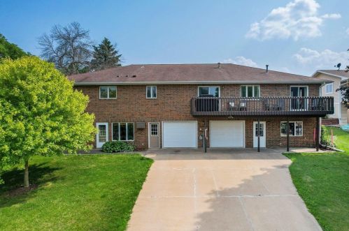 514 Washington St, Dodgeville, WI 53533-1037