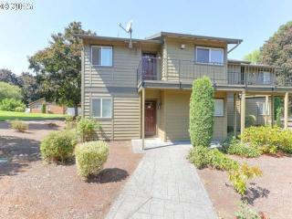 1948 143rd Ave, Portland, OR 97229-4304