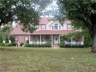 89 Beech Hill Dr, Winchester, TN 37398-4036