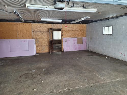 715 Pearl St, Washington Ch, OH 43160-1406