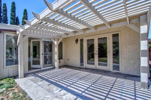 816 Santa Inez, Solana Beach, CA 92075-1523