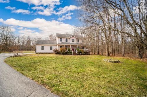 149 Coutant Rd, Circleville, NY 10919-3267