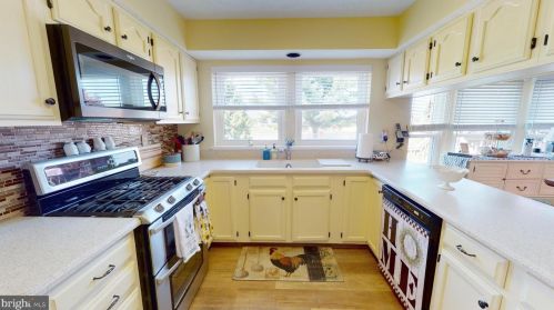 739 Henderson Rd, Lumberton Township NJ  08048-4613 exterior