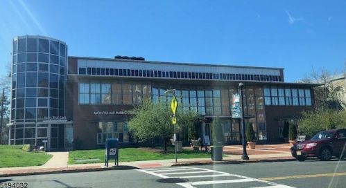 13 Potter Ct, Montclair NJ  07043-1514 exterior