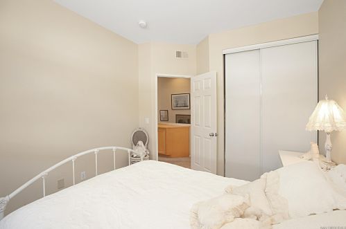 7713 Hazard Center Dr, San Diego CA  92108-4541 exterior