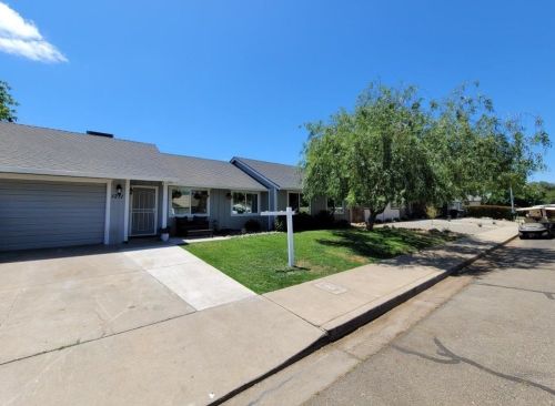 1211 Kimball St, Valley Home, CA 95361-2521